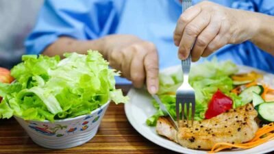 Pola Makan bagi Diabetes, Ini Tipsnya Agar Tetap Sehat