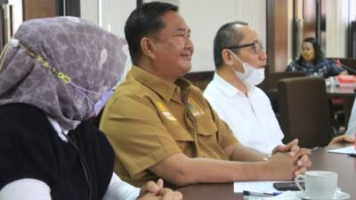 Kerusakan Jalan Kubar Hingga Listrik Dikeluhkan, Ekti Imanuel: Bankeu Kaltim Sangat Diharapkan