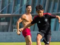 Cristiano Ronaldo Jr Ingin Main Bersama Ronaldo: Ayah, Jangan Pensiun Dulu!