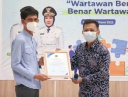 PWI Bontang Terima Penghargaan, Aktif Tingkatkan SDM Wartawan