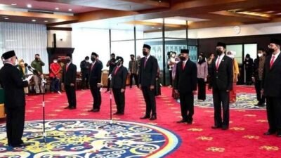 Lantik KPID Kaltim Periode 2022-2025, Gubernur: Lakukan Tupoksi Pengawasan dengan Baik