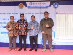 Tinjau Vaksinasi Booster Bank Indonesia, Hadi Mulyadi Serukan Pola Hidup Sehat