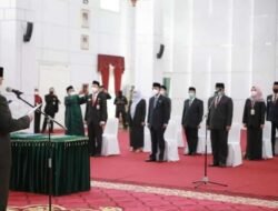 Gubernur Kaltim Isran Noor Lantik 14 Pejabat Pimpinan Tinggi Pratama