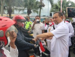 Wagub Mulai Gerakan 10 Juta Bendera Merah Putih