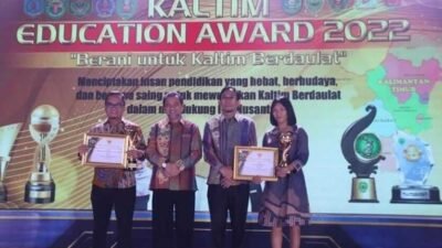 30 Pelaku Pendidikan Terima Anugrah Kaltim Education Award 2022