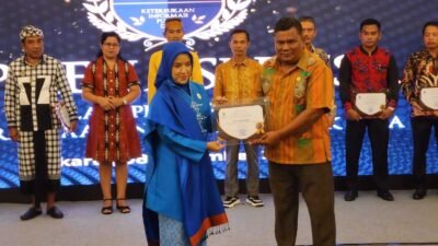 Desa Tengin Baru Kaltim Raih Apresiasi Keterbukaan Informasi Tingkat Nasional