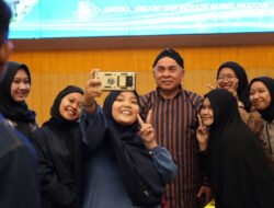 Gubernur Beri Kuliah Umum Mahasiswa Pascasarjana Yogyakarta