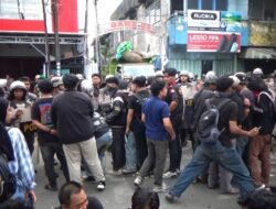 Tidak Sepakat Relokasi! Pemkot Samarinda Bongkar Paksa Pasar Subuh