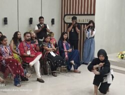 Siswa SMK 3 Samarinda Unjuk Kompetensi Hadapi Delegasi EBIFF 2025 Asal India